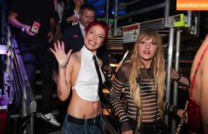 Victoria De Angelis фото #1150