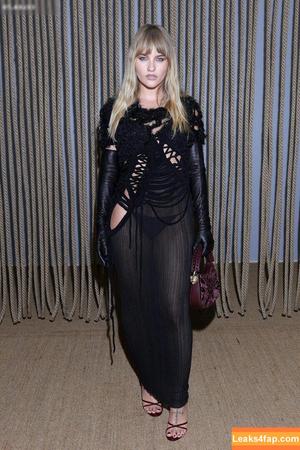 Victoria De Angelis фото #1172