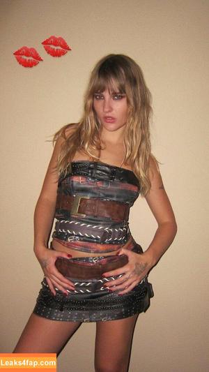 Victoria De Angelis фото #1181