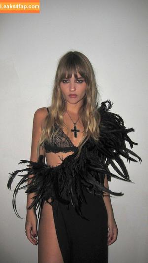 Victoria De Angelis фото #1183