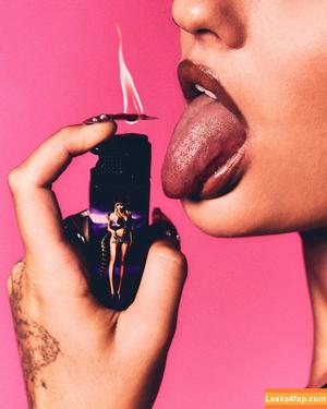 Victoria De Angelis фото #1197