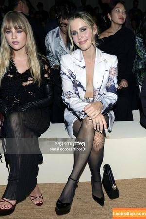 Victoria De Angelis фото #1230