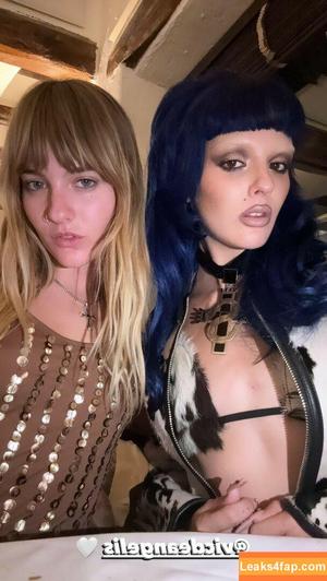 Victoria De Angelis фото #1235