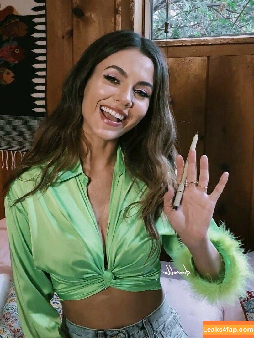 Victoria Justice / victoriajustice leaked photo photo #0097