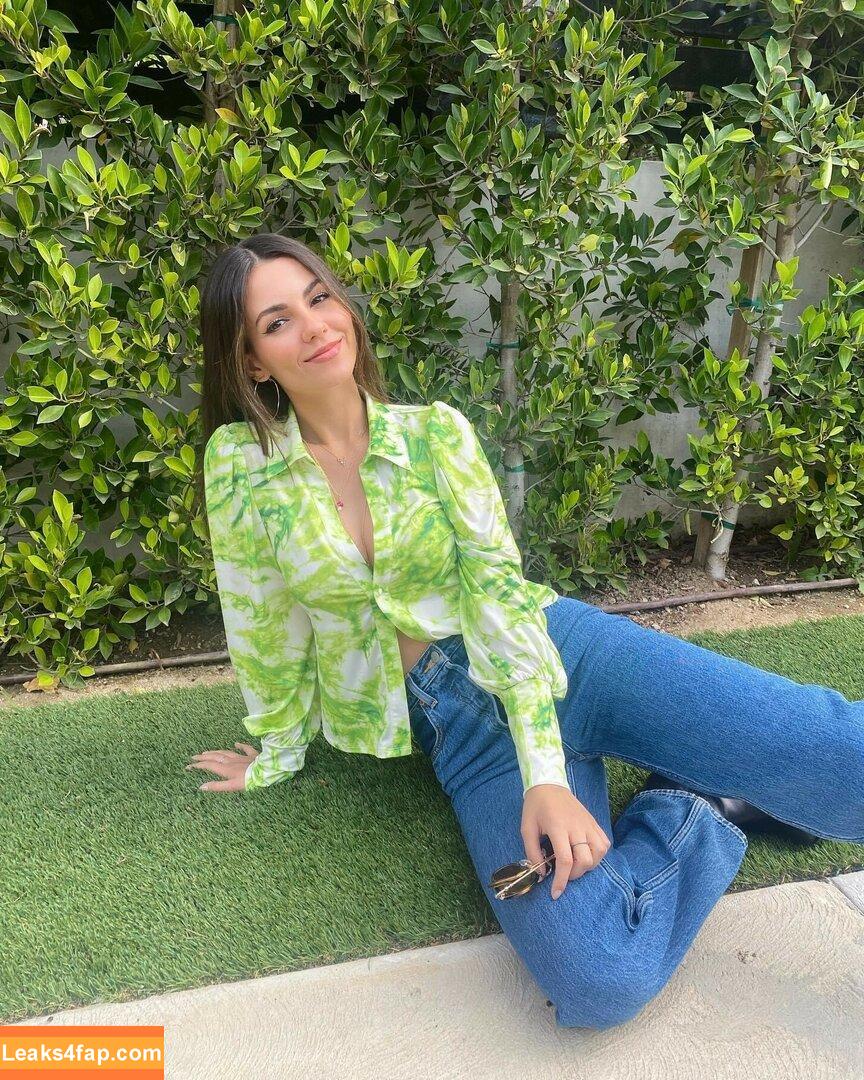 Victoria Justice / victoriajustice leaked photo photo #0184
