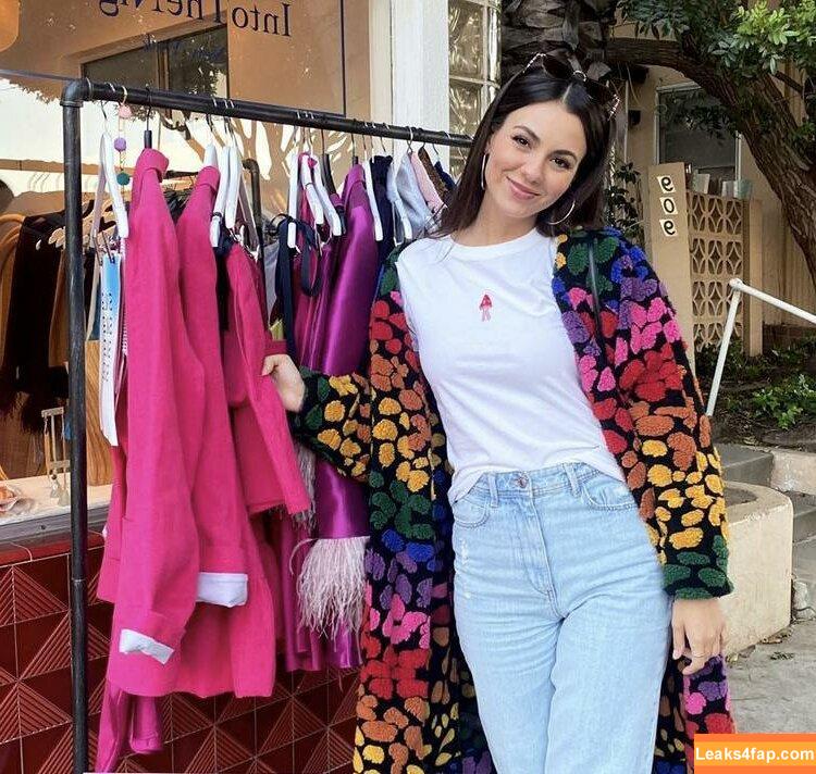 Victoria Justice / victoriajustice leaked photo photo #0203