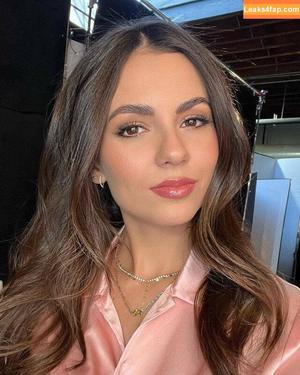 Victoria Justice photo #0298