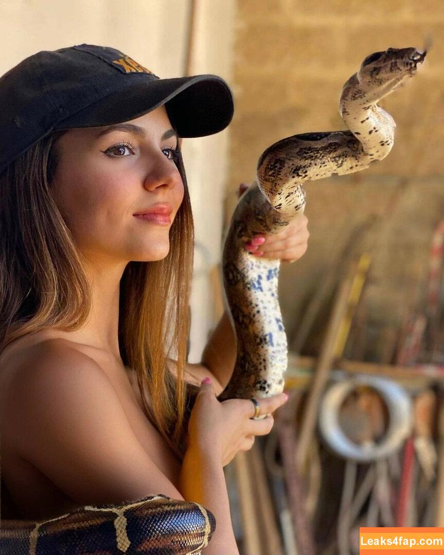 Victoria Justice / victoriajustice leaked photo photo #1075
