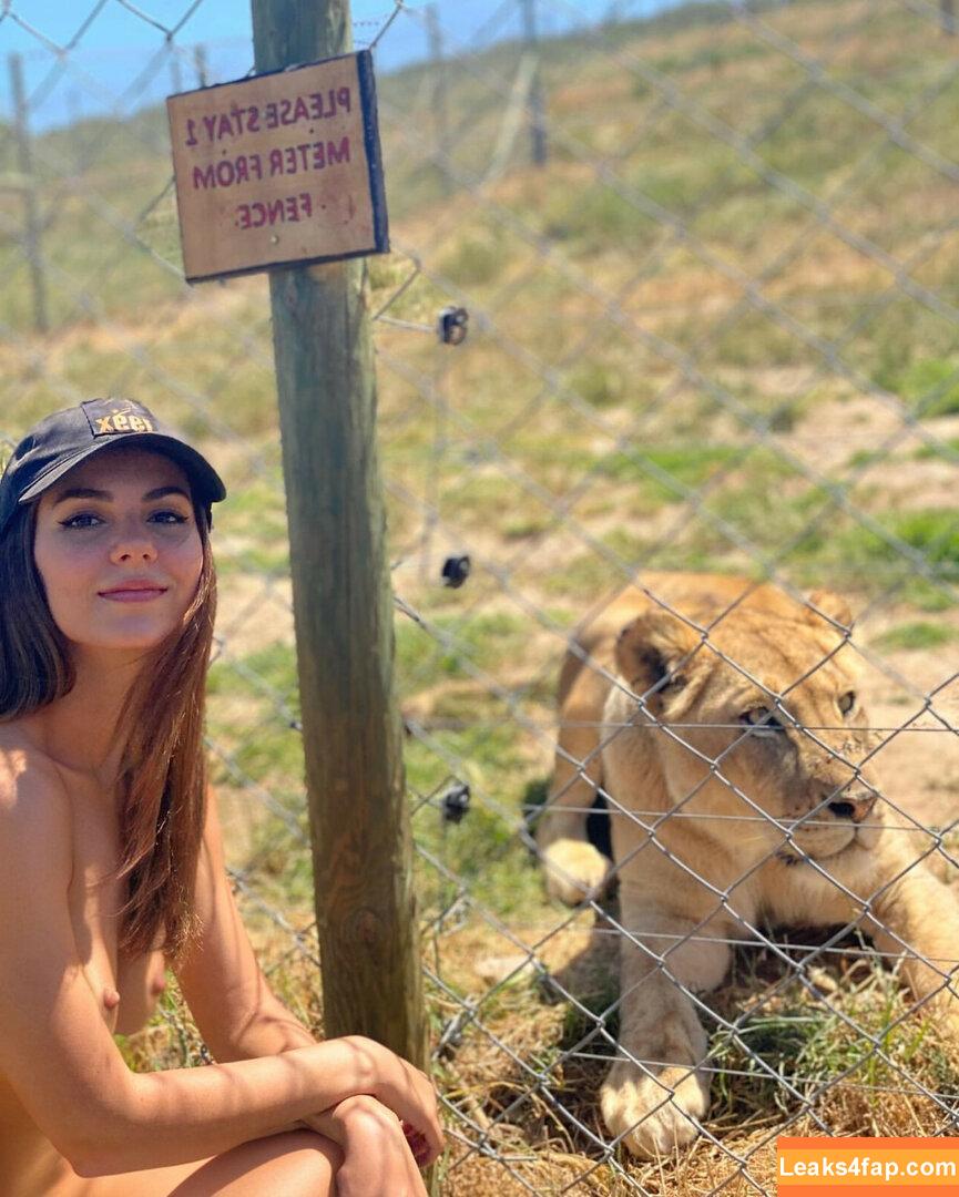 Victoria Justice / victoriajustice leaked photo photo #1077