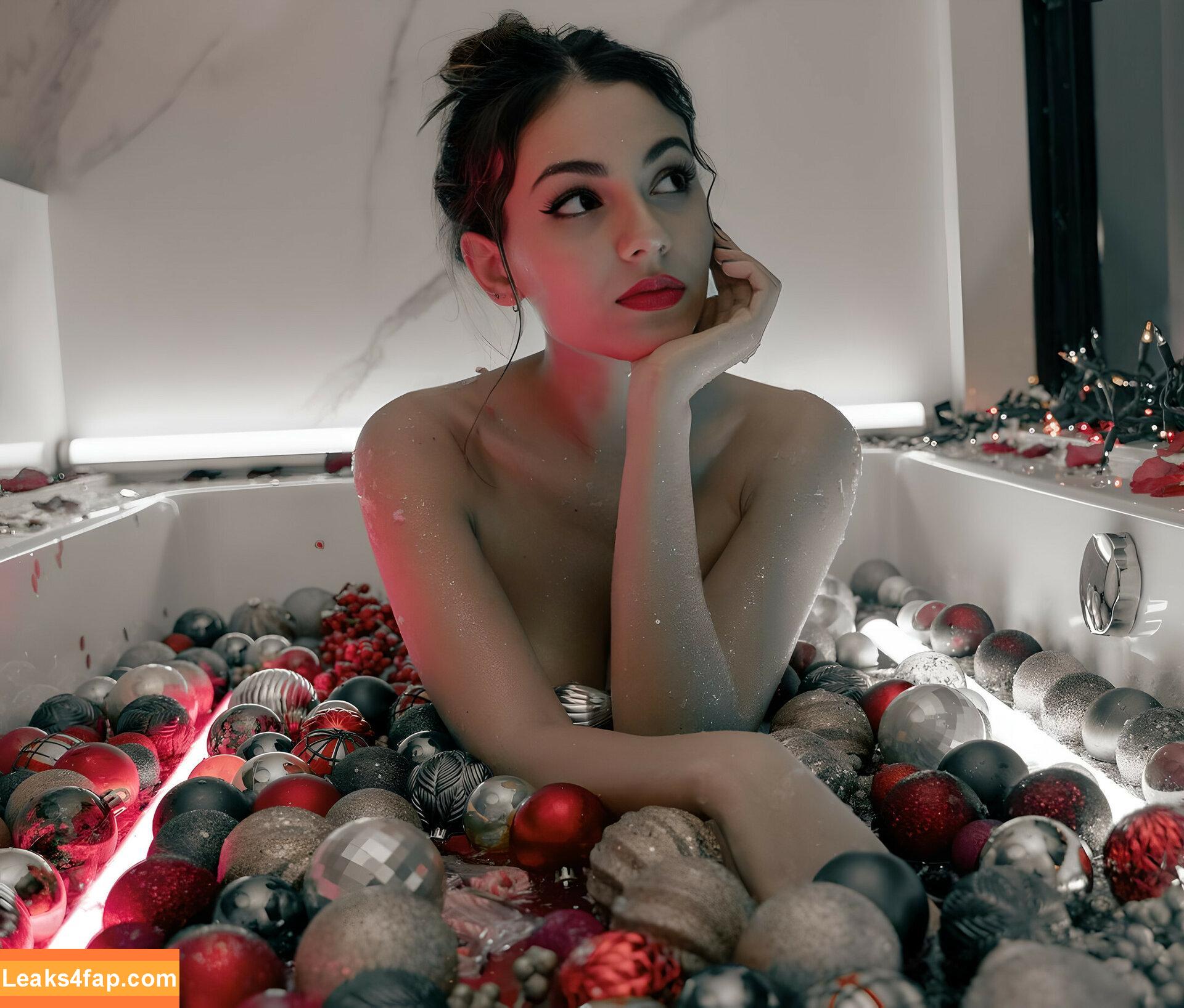 Victoria Justice / victoriajustice leaked photo photo #1303