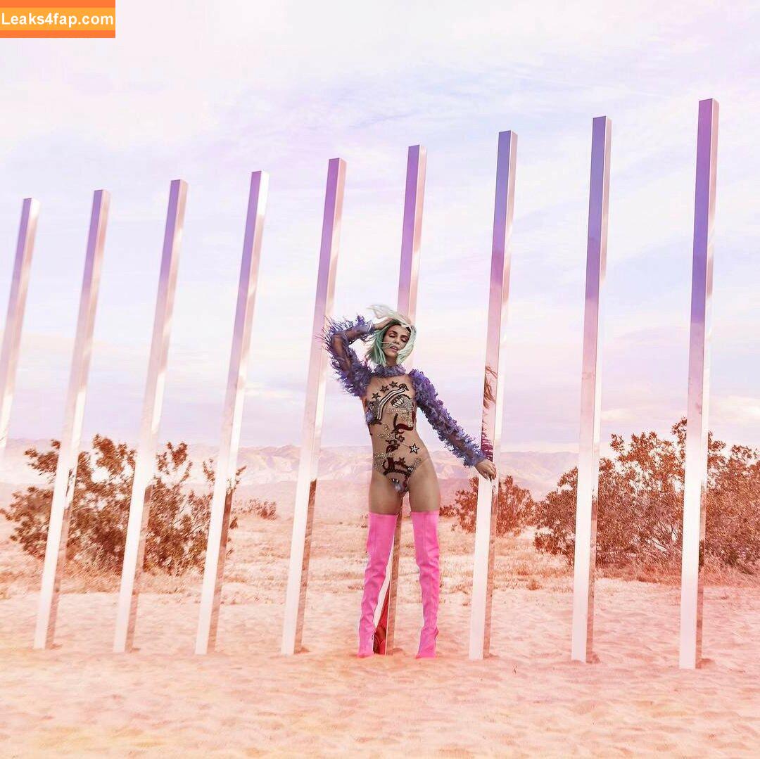 Victoria Justice / victoriajustice leaked photo photo #1390