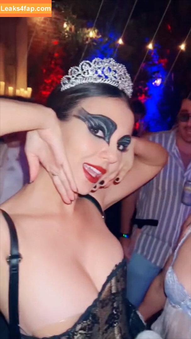 Victoria Justice / victoriajustice leaked photo photo #1546