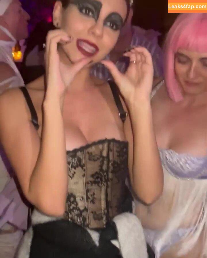 Victoria Justice / victoriajustice leaked photo photo #1560