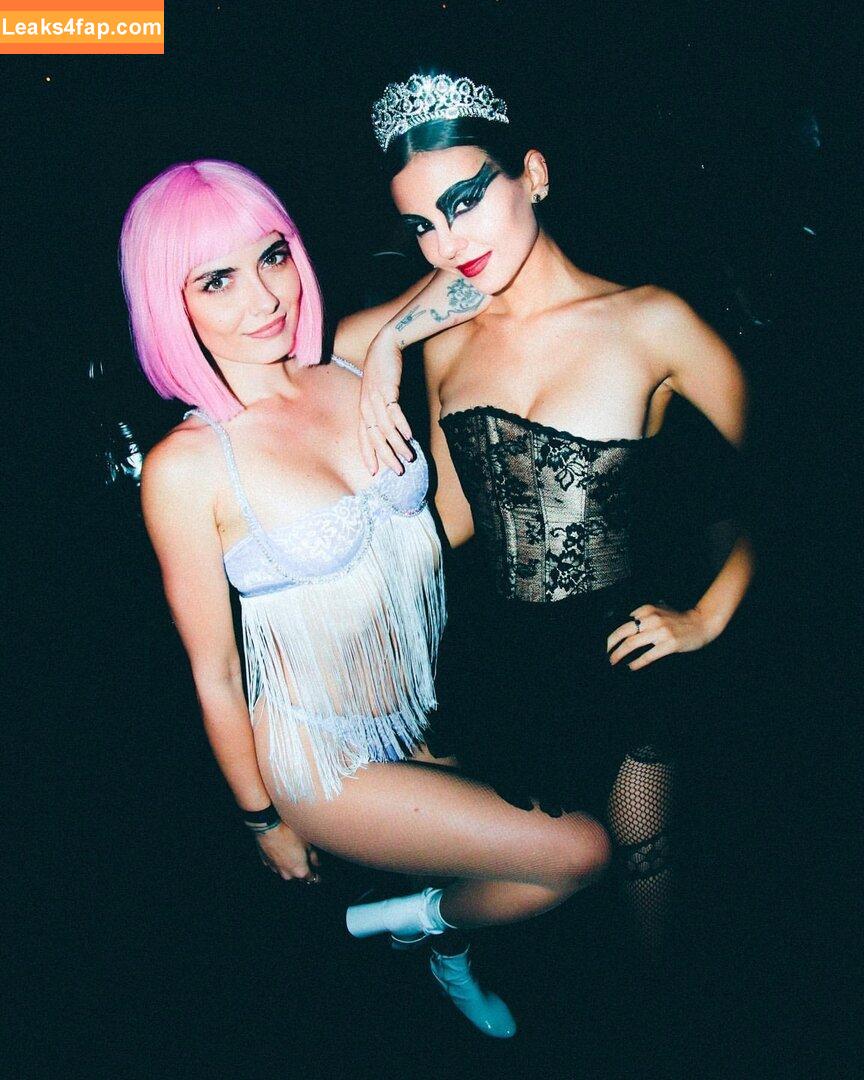 Victoria Justice / victoriajustice leaked photo photo #1582
