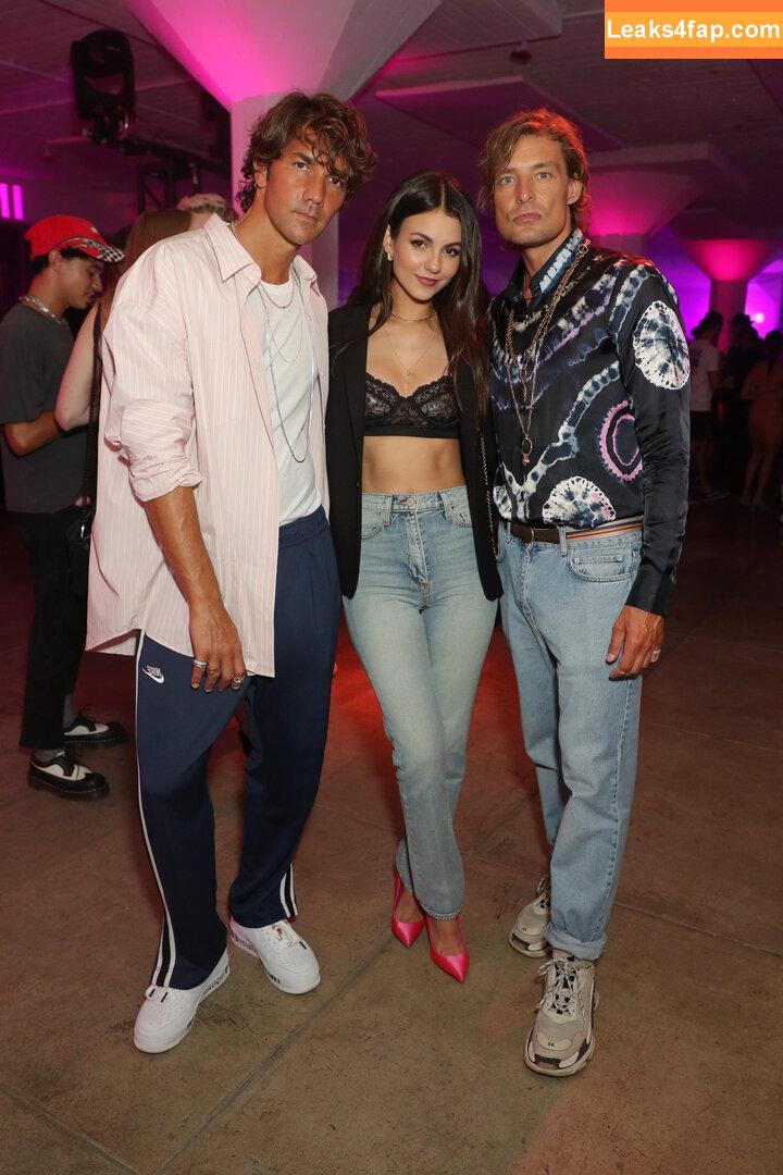 Victoria Justice / victoriajustice leaked photo photo #1917