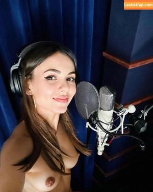 Victoria Justice photo #1074