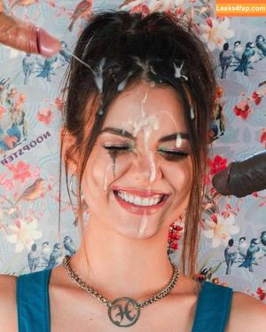 Victoria Justice photo #1276