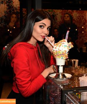 Victoria Justice photo #1880