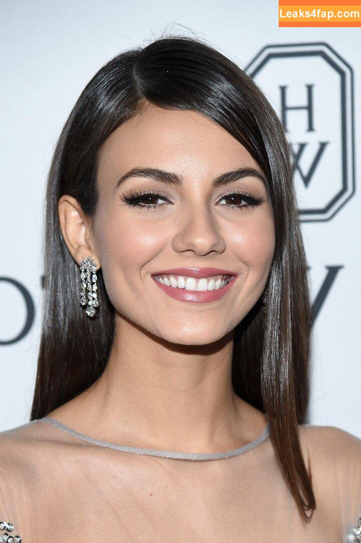 Victoria Justice / victoriajustice leaked photo photo #2162