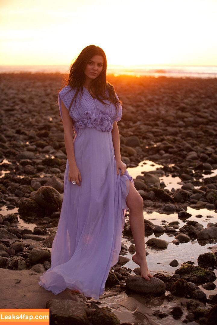 Victoria Justice / victoriajustice leaked photo photo #2170