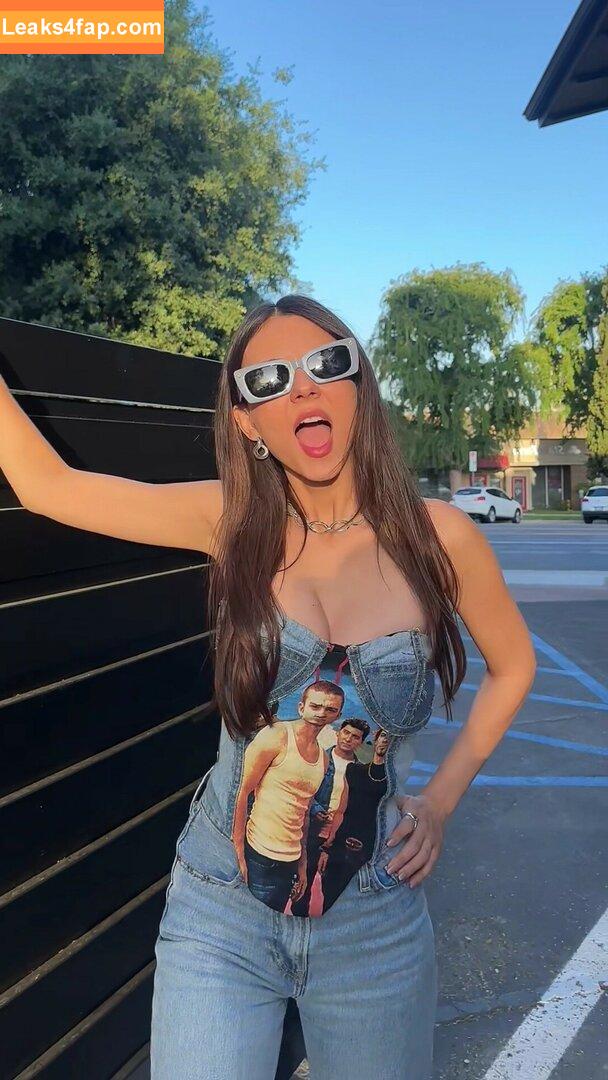 Victoria Justice / victoriajustice leaked photo photo #2273