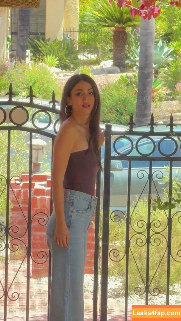 Victoria Justice / victoriajustice leaked photo photo #2318