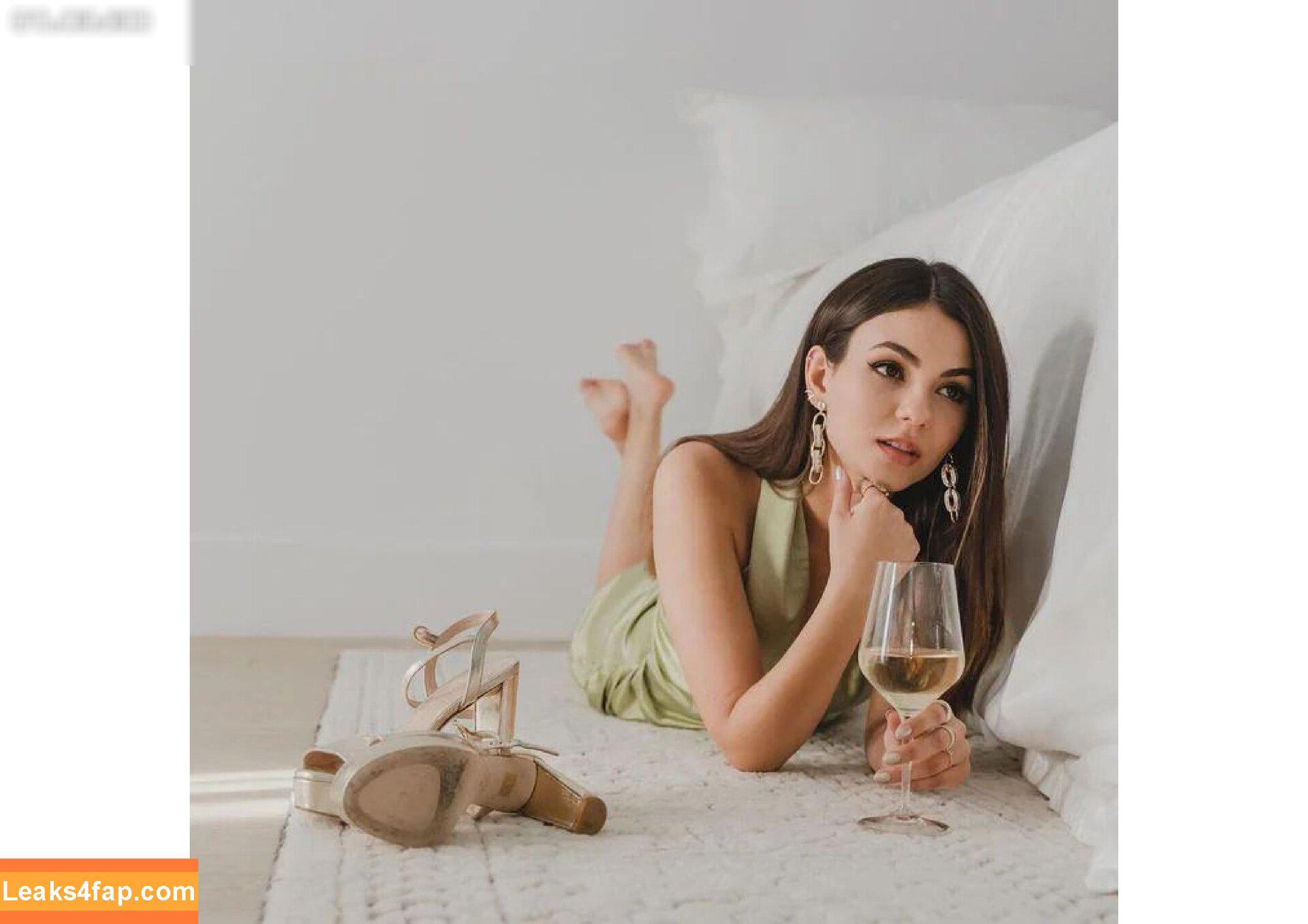 Victoria Justice / victoriajustice leaked photo photo #2450
