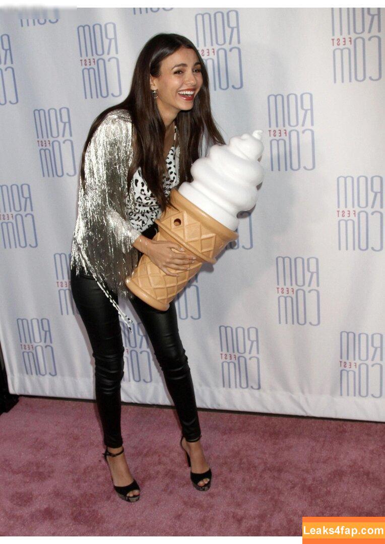 Victoria Justice / victoriajustice leaked photo photo #2474