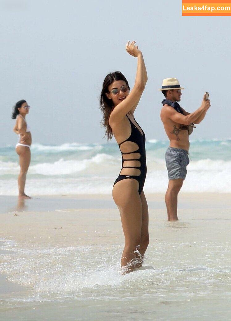 Victoria Justice / victoriajustice leaked photo photo #2570