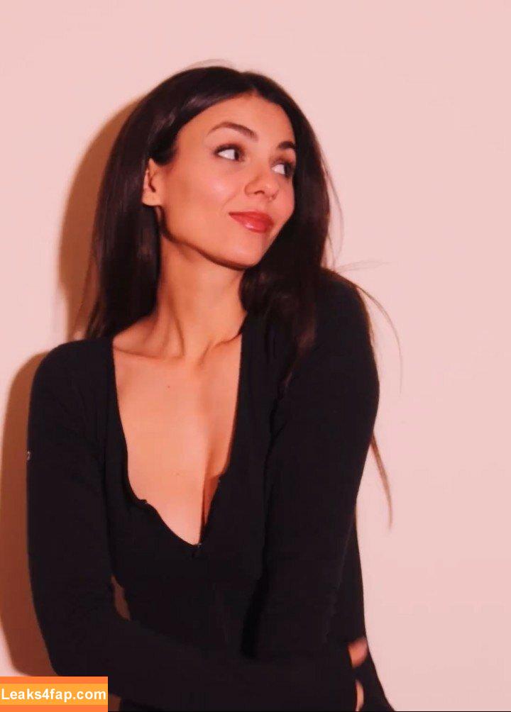 Victoria Justice / victoriajustice leaked photo photo #2800