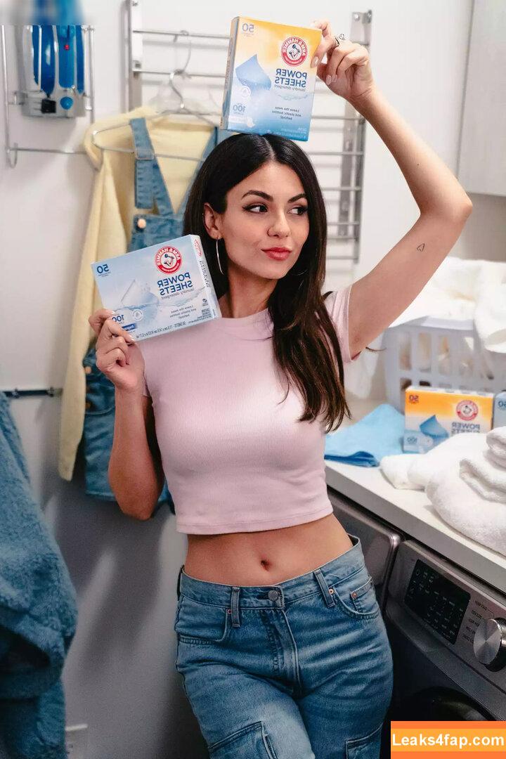 Victoria Justice / victoriajustice leaked photo photo #2990