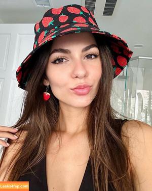 Victoria Justice photo #2460