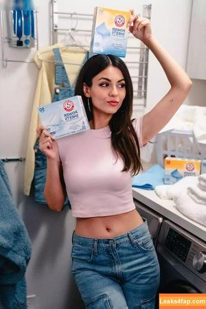 Victoria Justice photo #2990