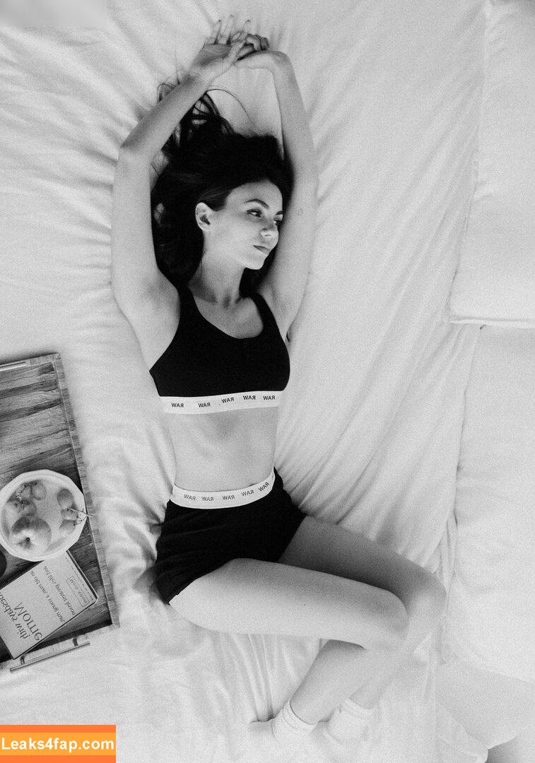 Victoria Justice / victoriajustice leaked photo photo #3057