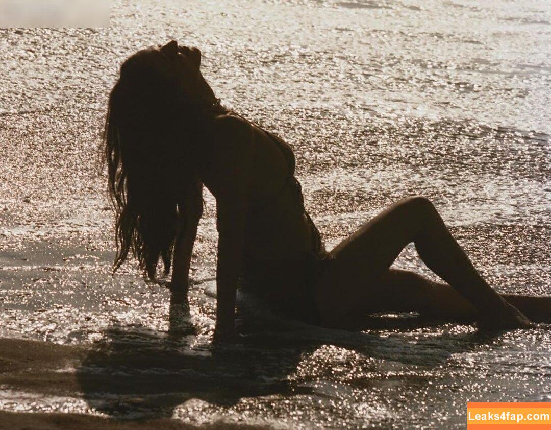 Victoria Justice / victoriajustice слитое фото фото #3103