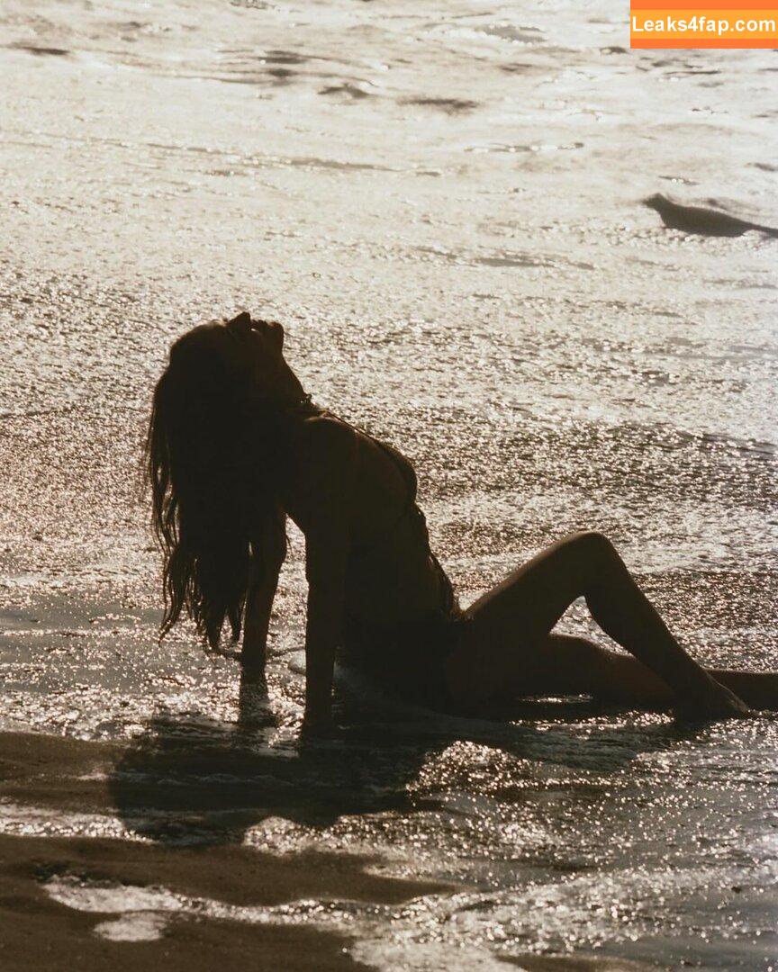 Victoria Justice / victoriajustice leaked photo photo #3113