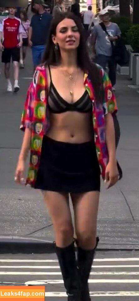 Victoria Justice / victoriajustice leaked photo photo #3159