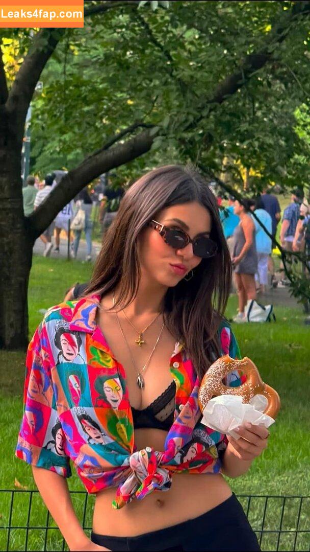 Victoria Justice / victoriajustice leaked photo photo #3165
