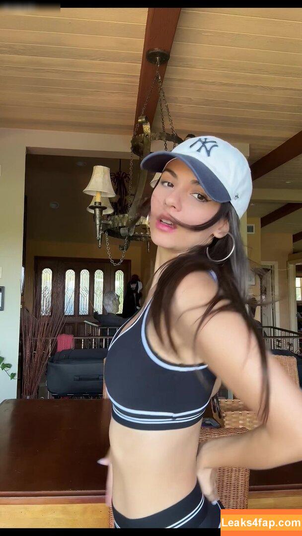 Victoria Justice / victoriajustice leaked photo photo #3223