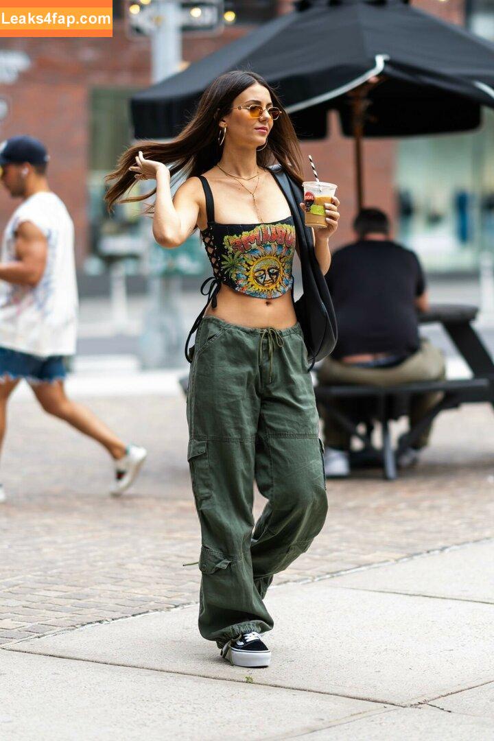 Victoria Justice / victoriajustice leaked photo photo #3261