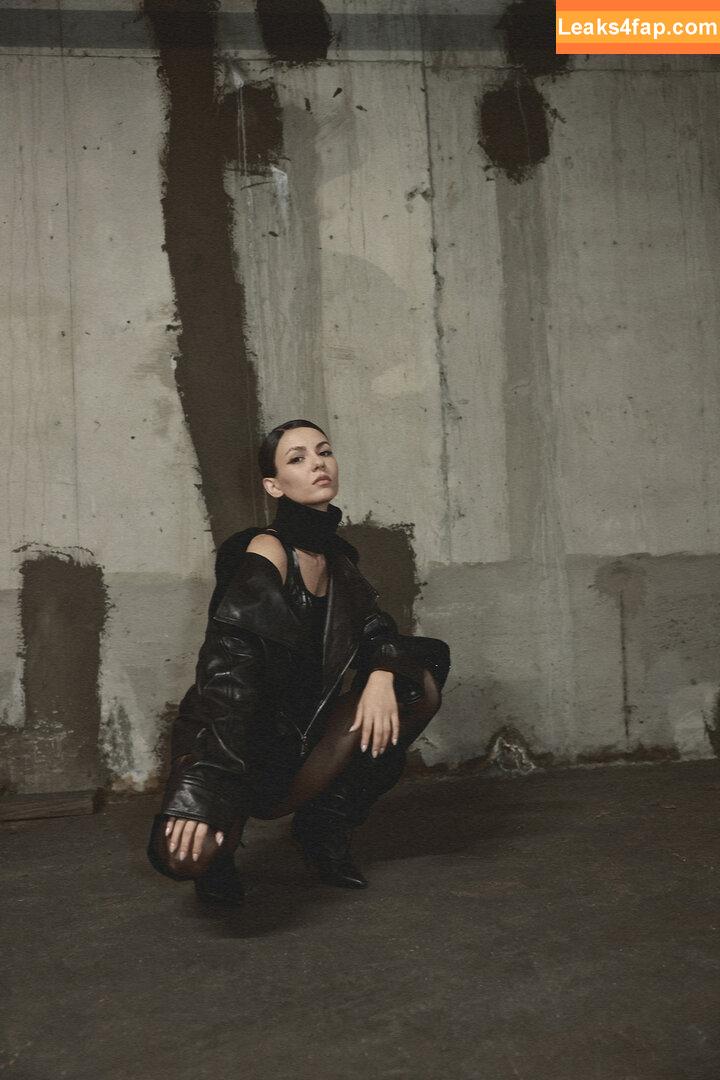 Victoria Justice / victoriajustice leaked photo photo #3323