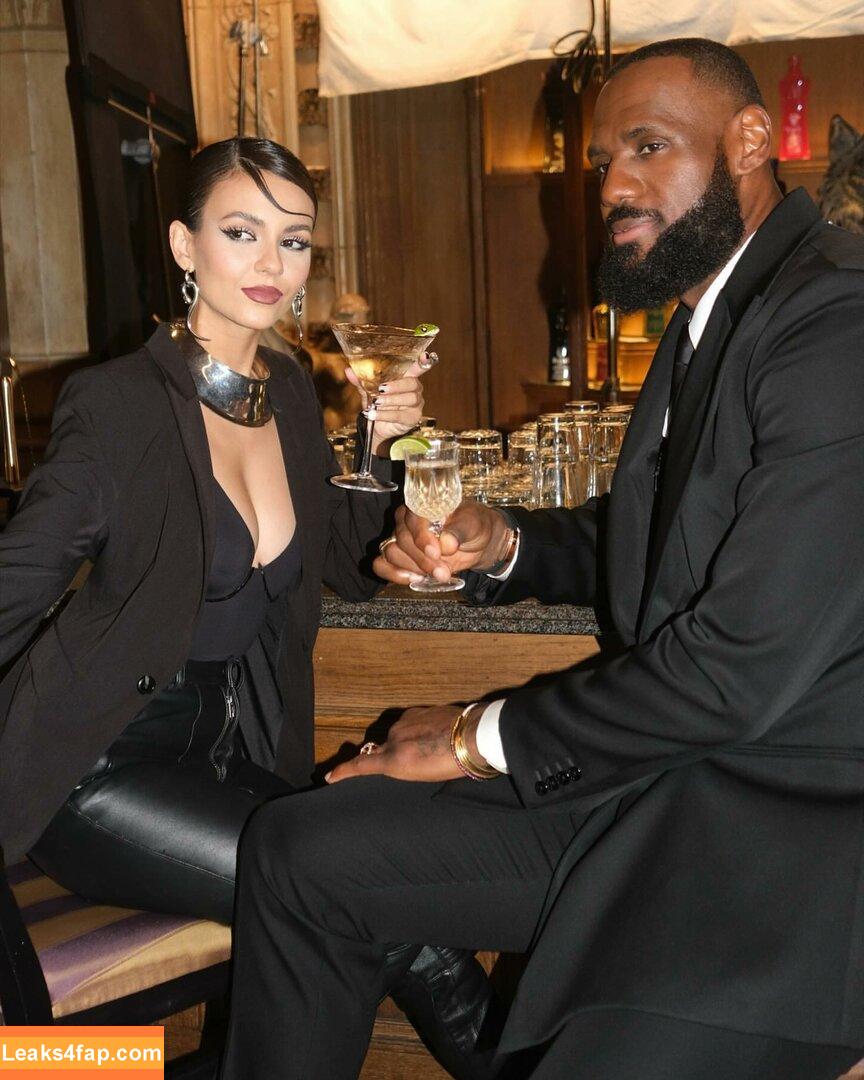 Victoria Justice / victoriajustice leaked photo photo #3390