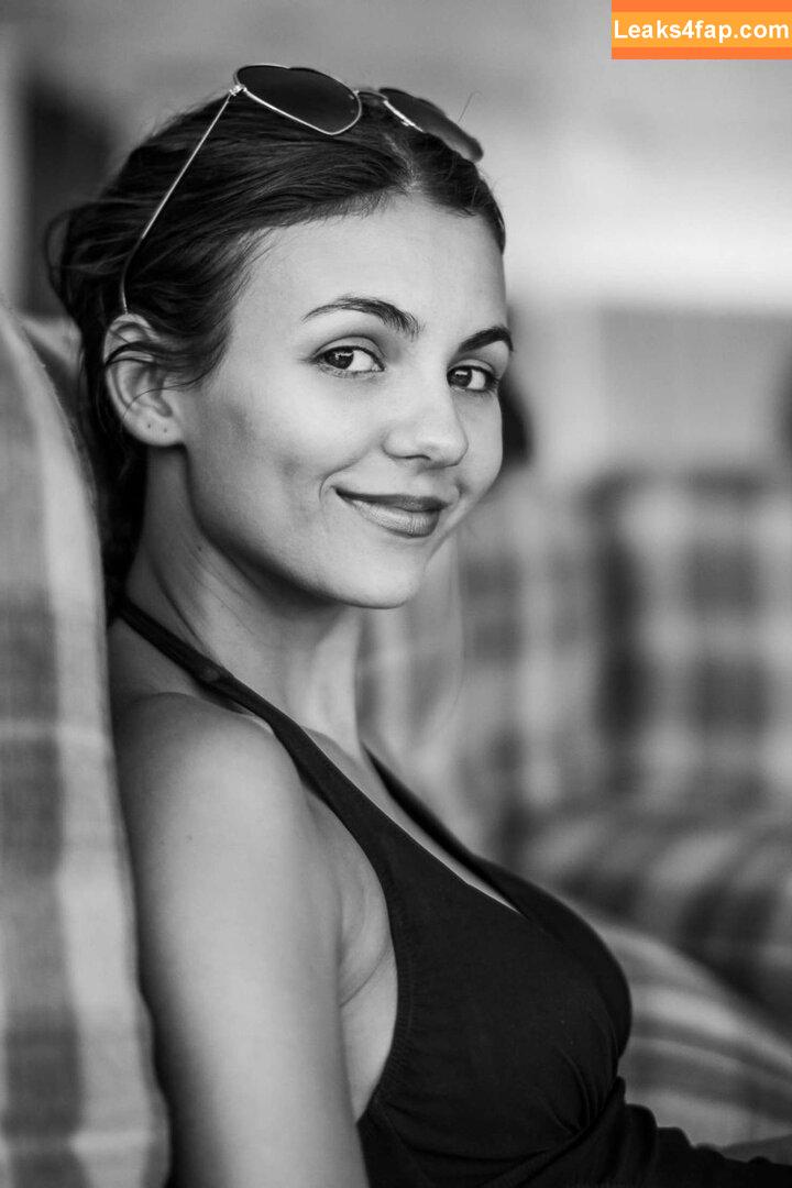 Victoria Justice / victoriajustice leaked photo photo #3430