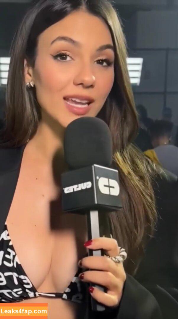 Victoria Justice / victoriajustice leaked photo photo #3652