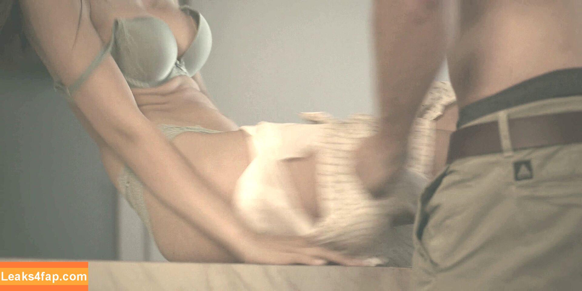 Victoria Justice / victoriajustice leaked photo photo #3752