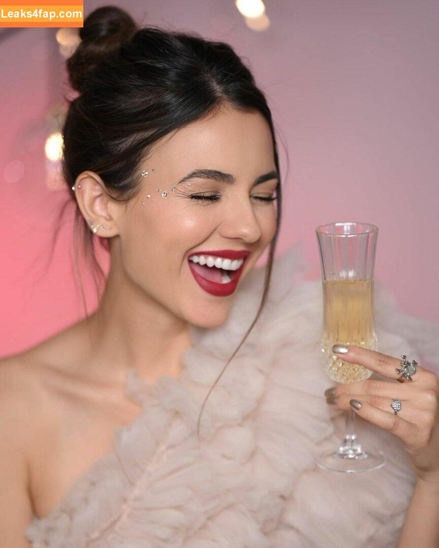 Victoria Justice / victoriajustice leaked photo photo #3791