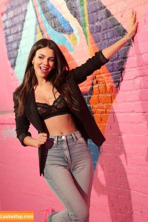 Victoria Justice photo #3079