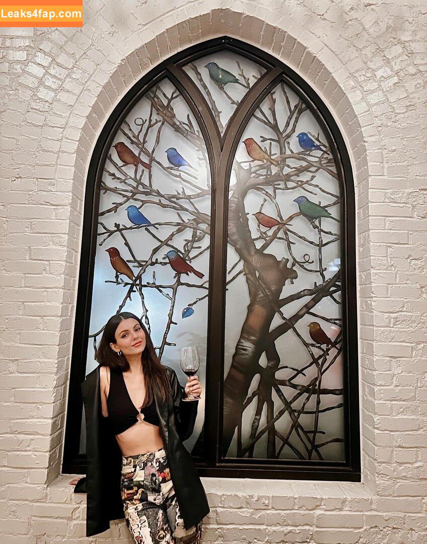 Victoria Justice / victoriajustice слитое фото фото #4522