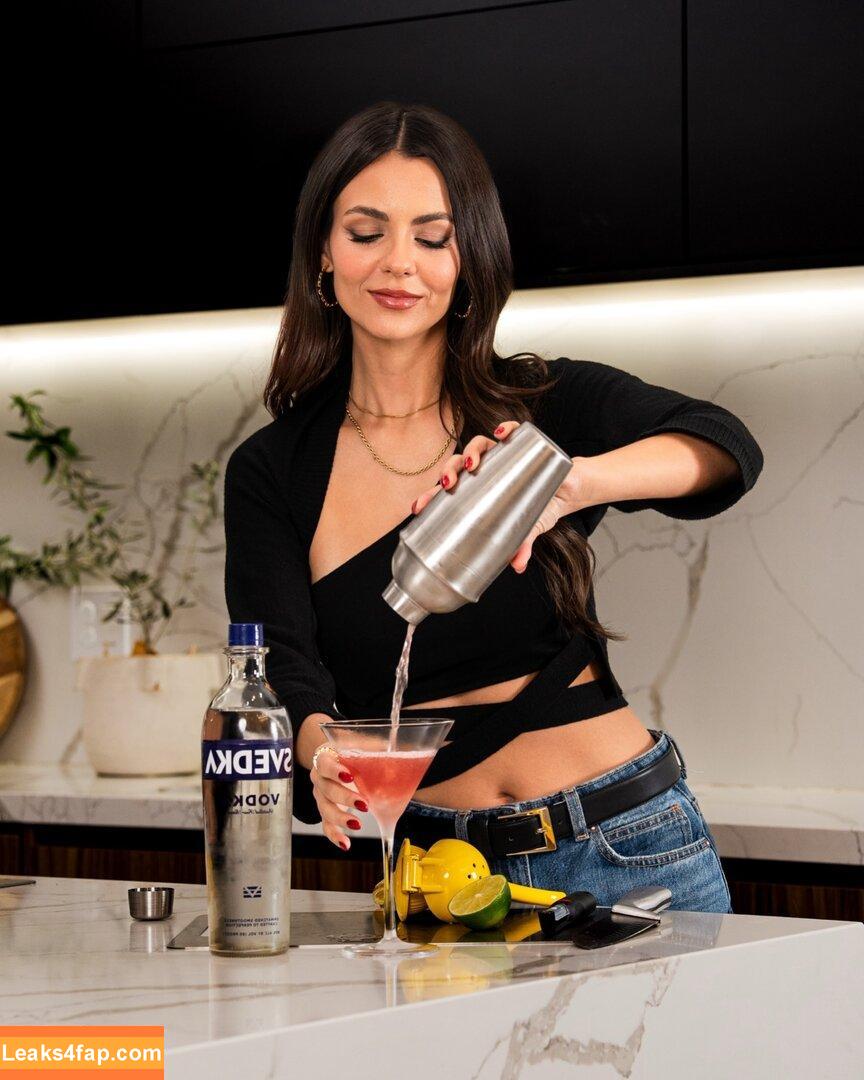 Victoria Justice / victoriajustice leaked photo photo #4650