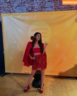 Victoria Justice photo #4124
